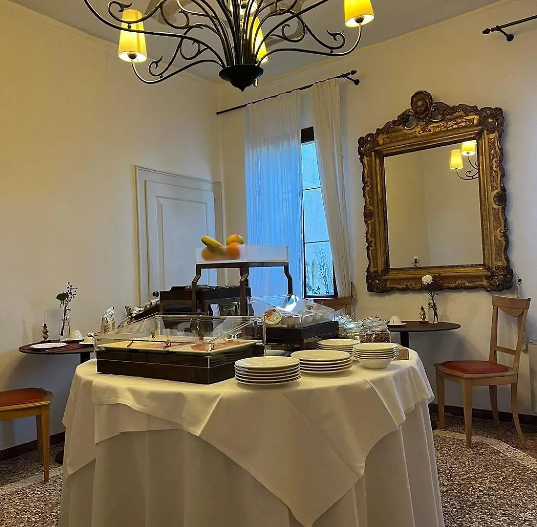 Hotel Donna Lucia Ponzano Veneto 4*,  Italië